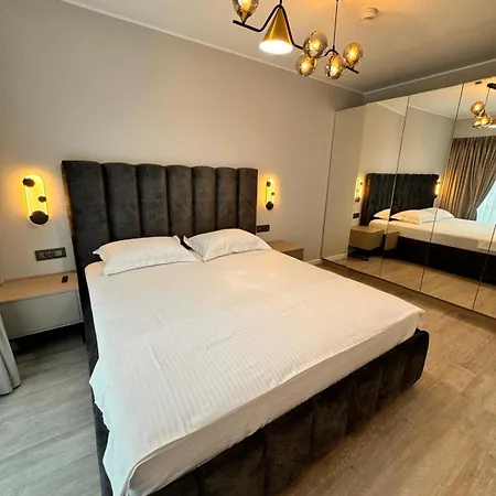 Zora Bliss Apartman *